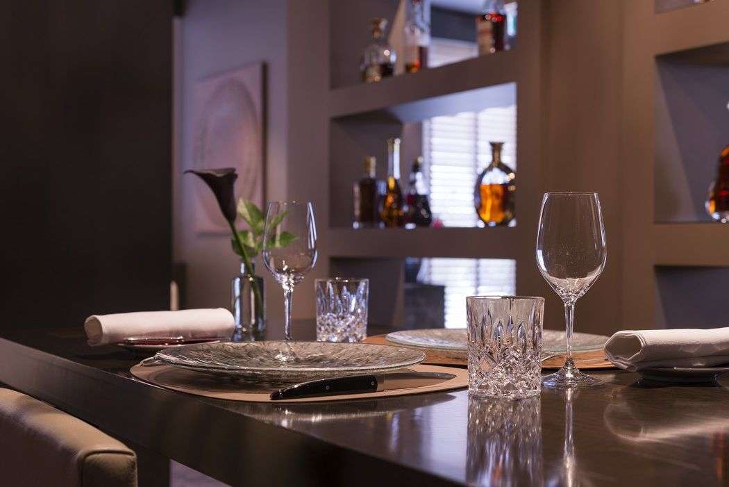Mise en place d'un couvert du restaurant Gill